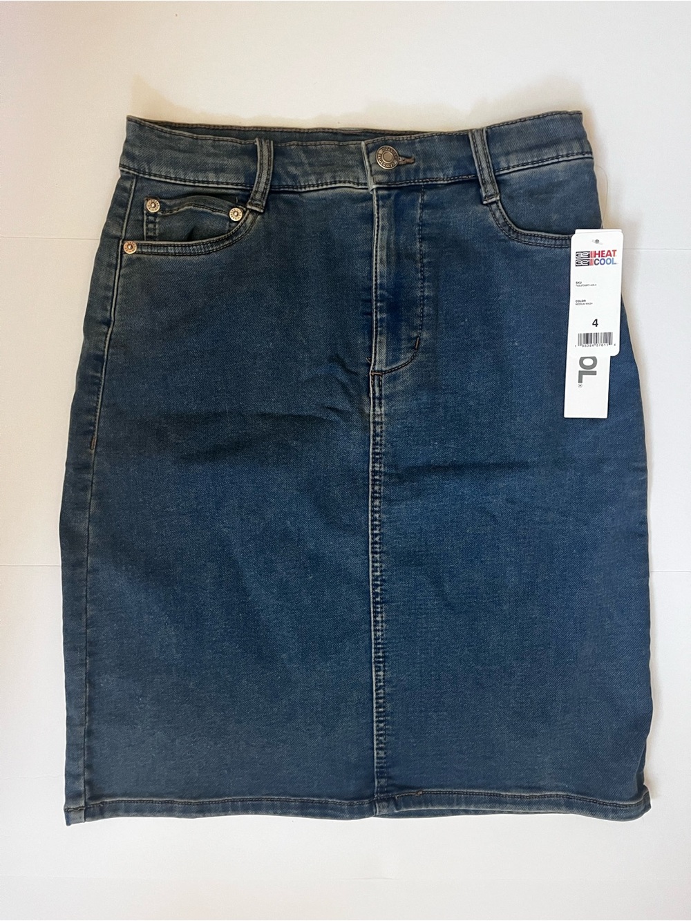 NWT 32 degrees cool denim skirt size 4